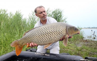 Рыбалка на озере Trident Lake 