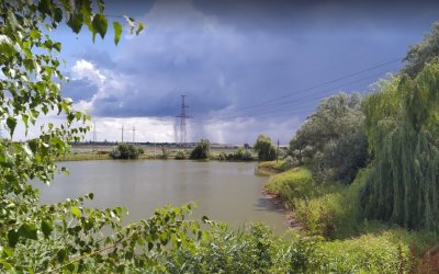 Рыбалка на водоеме в  селе Мирном