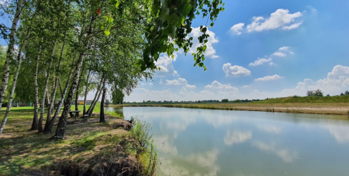 База відпочинку «Сонячні Озера» у Львівській області